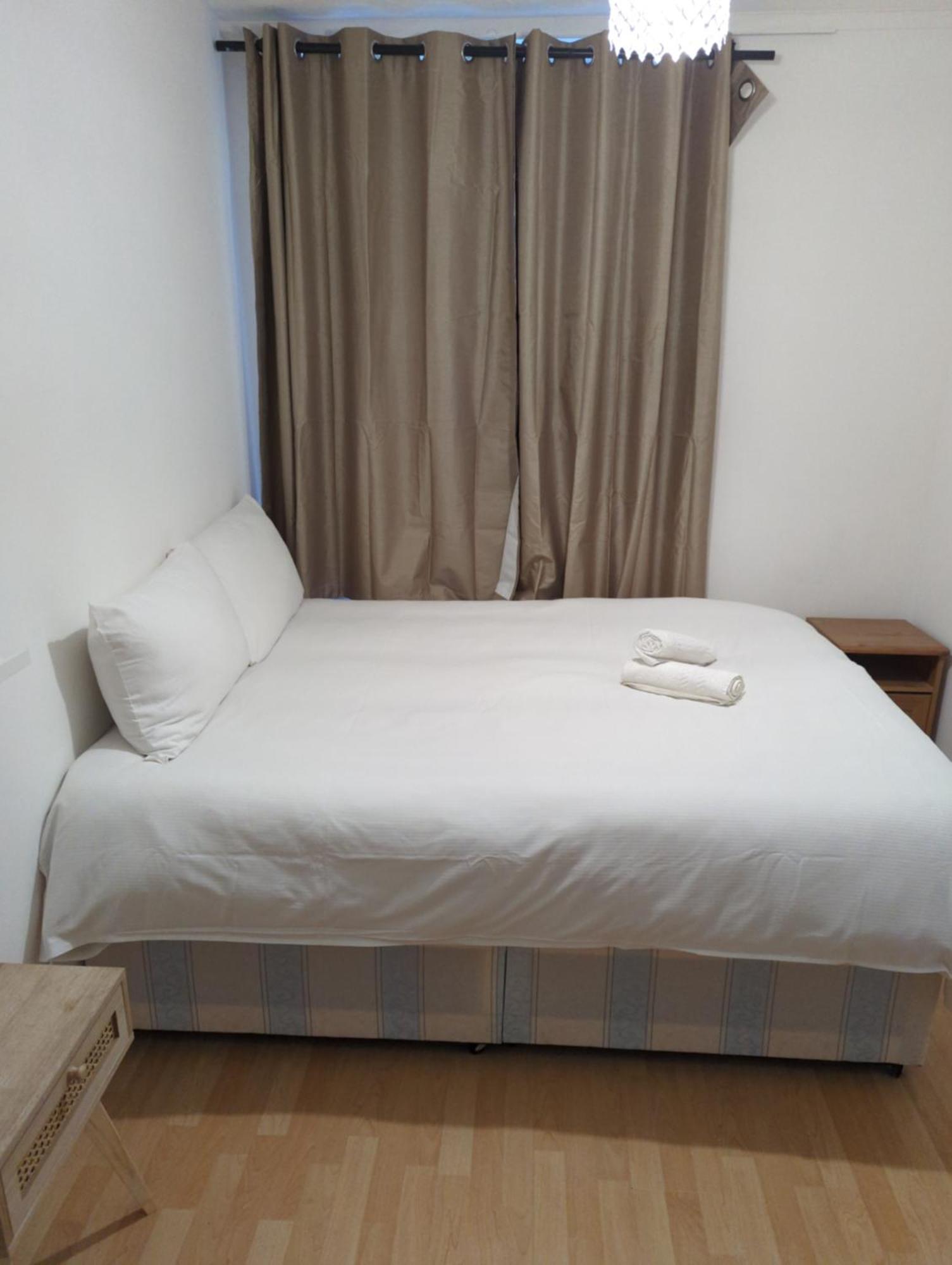 Tobacco Docks & St Katherine'S Rooms Лондон Номер фото